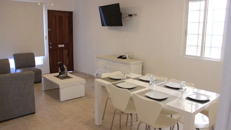Apartamentos Las Torres Playa del Carmen