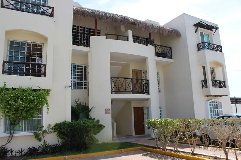 Apartamentos Las Torres Playa del Carmen Mexico